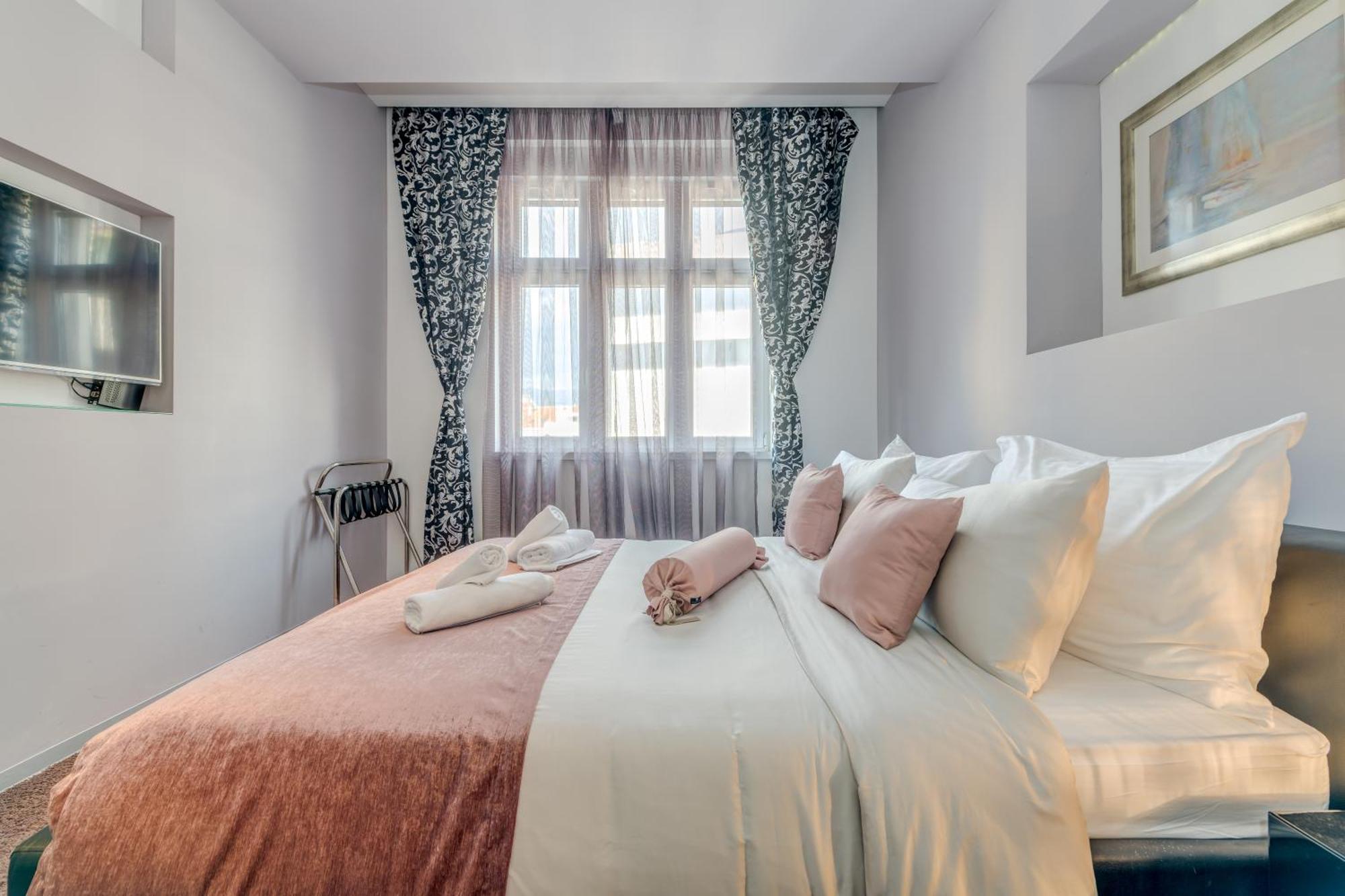 Starlight Luxury Rooms Split Exterior foto