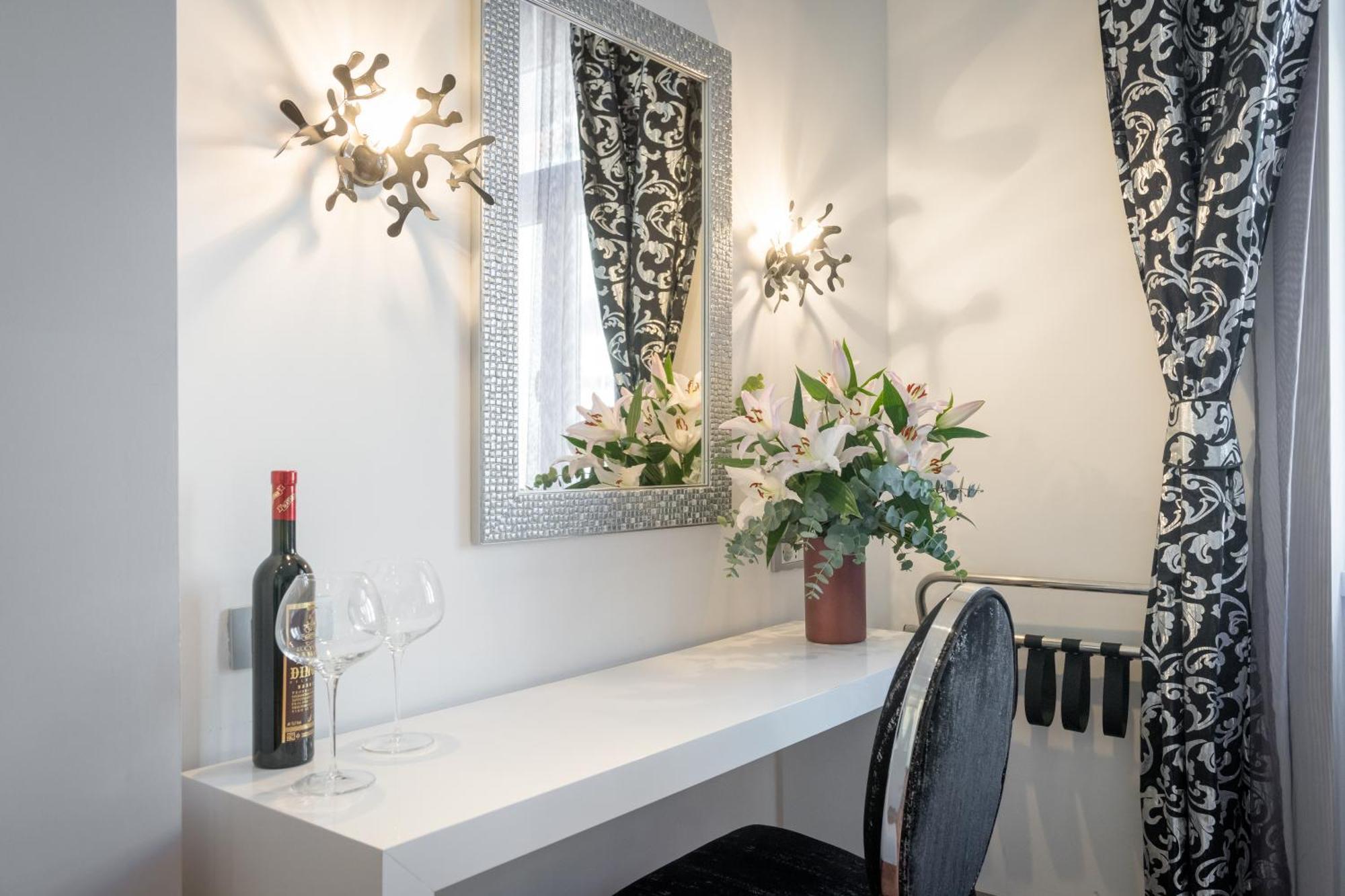 Starlight Luxury Rooms Split Exterior foto